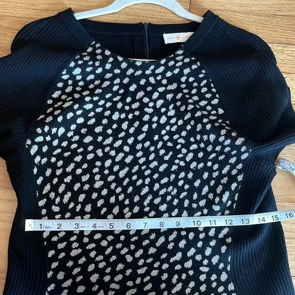 TORY BURCH Gemma Pony Dot Sweater Dress
Merino Wool XL Stretch Dot Ribbed Black - Picture 9 of 10